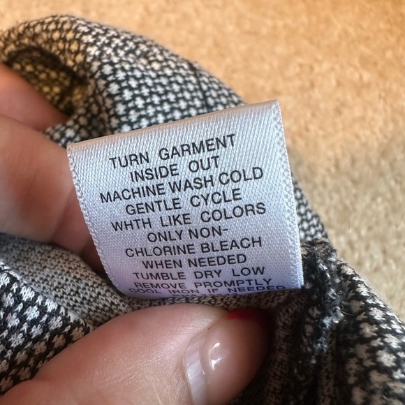 New York & Company Stretch Dress Pants | Black & White Wide Leg Trousers | - Picture 5 of 6